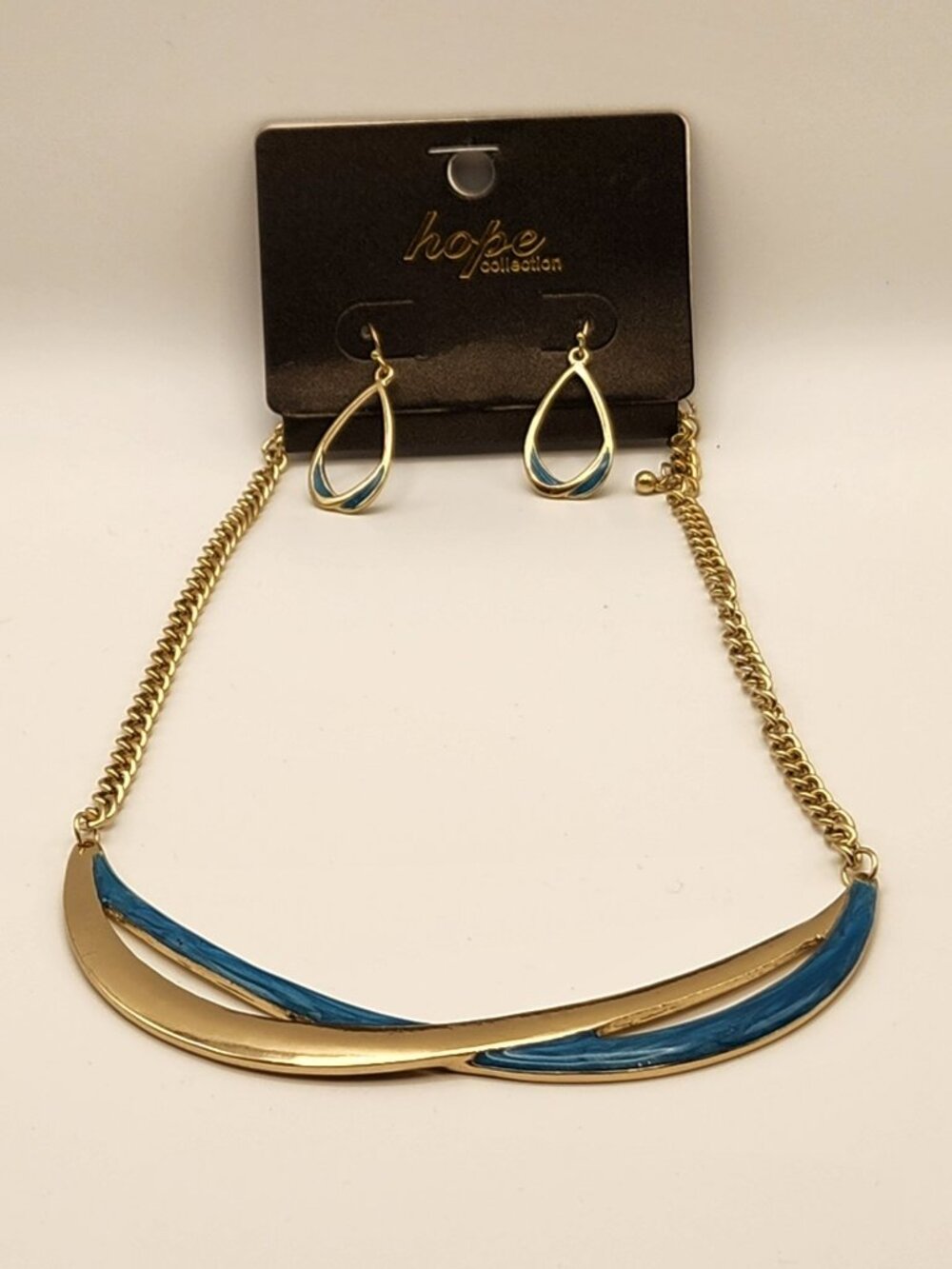 Hope Collection necklace & earrings gold tone hardware NEW